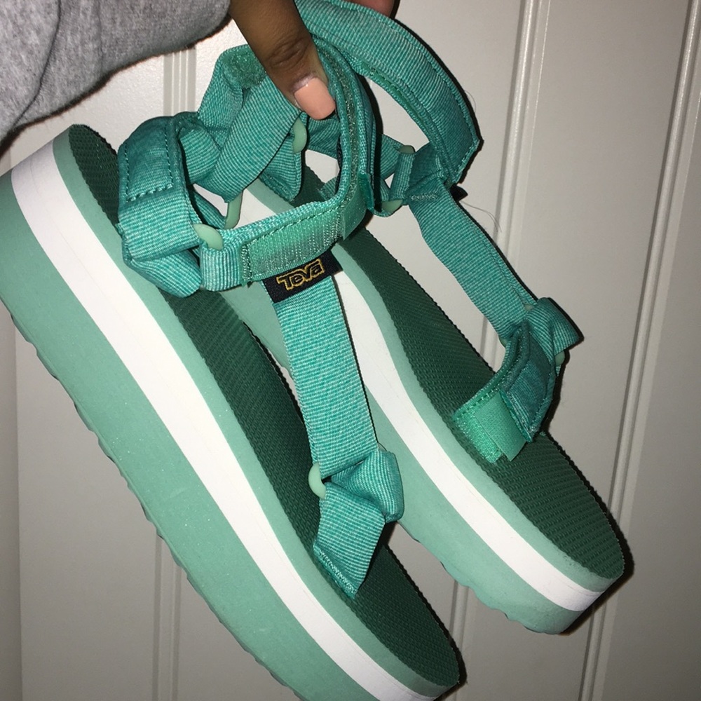 COPY - Platform Teva shoes